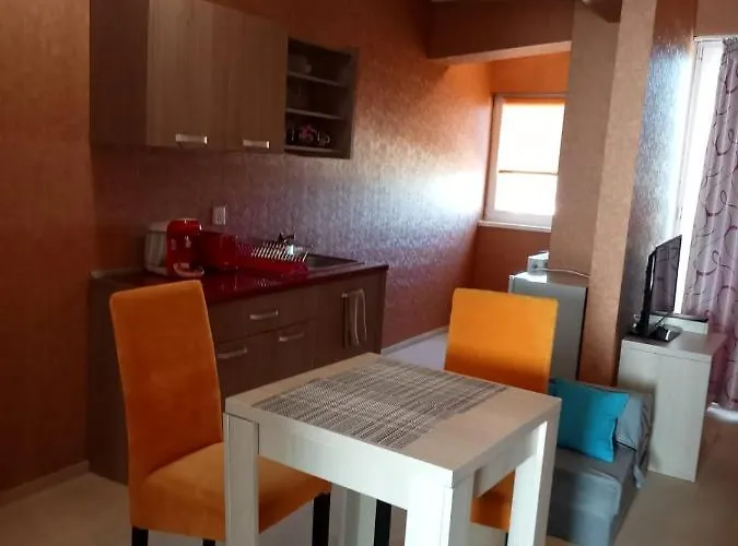 דירה Bloc Joylife 18 *